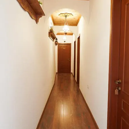 4rooms Hotel Gjirokaster
