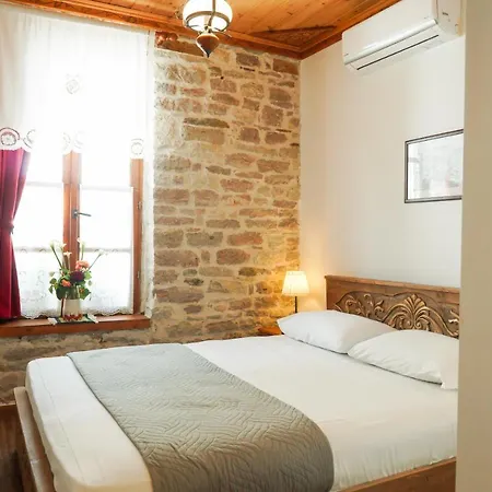 4rooms 3* Gjirokaster