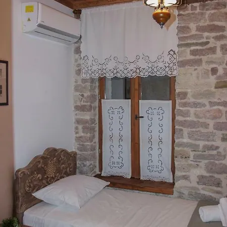 Hotel 4rooms 3*