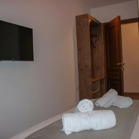 Hotel 4rooms 3*